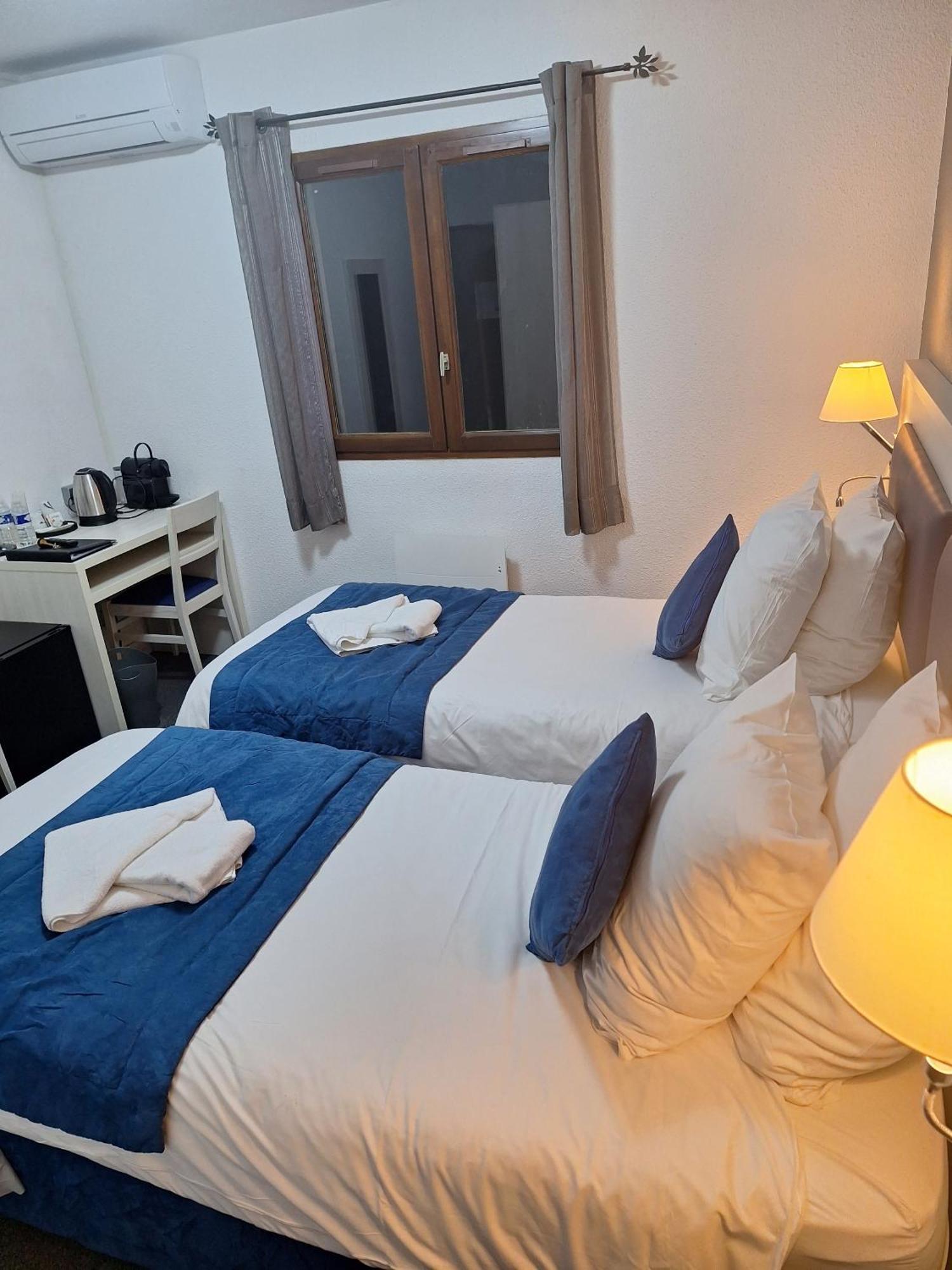 Hotel Les Alizes Puget-Théniers Rom bilde